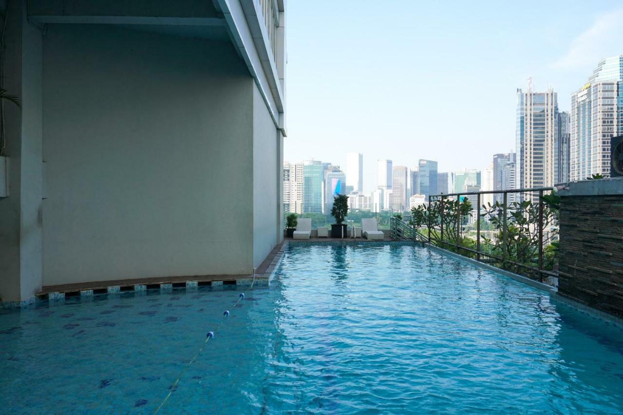 92 M² Dengan 3 Kamar Tidur Dan 2 Kamar Mandi Pribadi Di Senayan Apartemen *